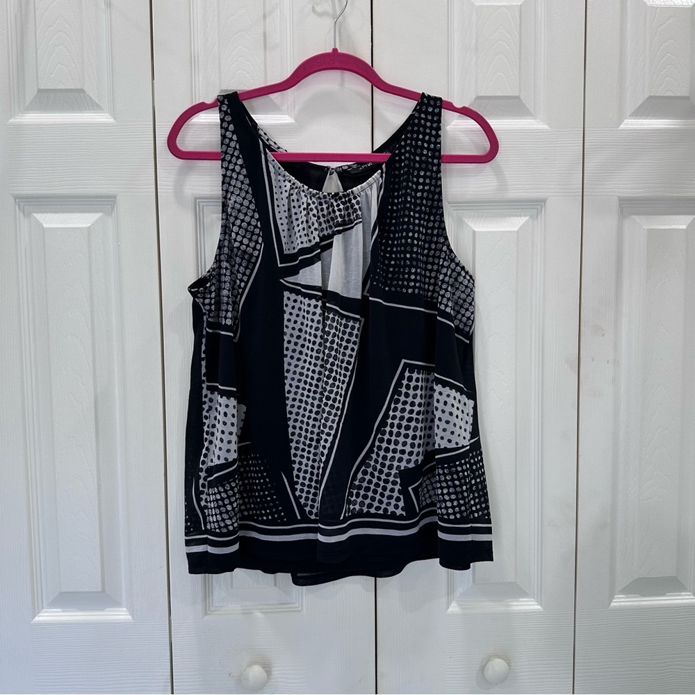 Apt. 9 Black and White Geometric Blouse